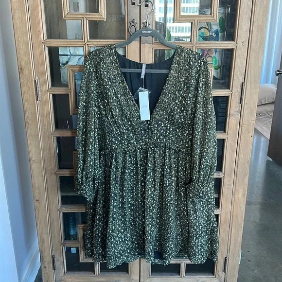 Urban Outfitters | Dresses | Urban Outfitters Holiday Black Motif Gold Fleck  Baby Doll Dress | Poshmark
